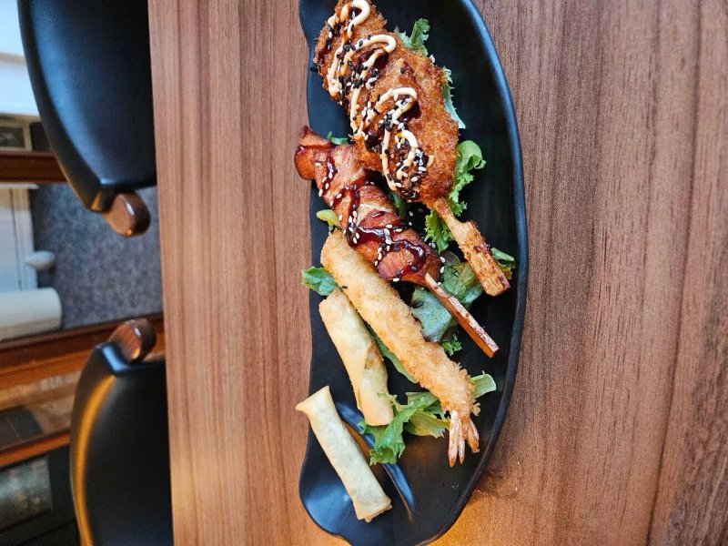 Ikura Sushi Bar