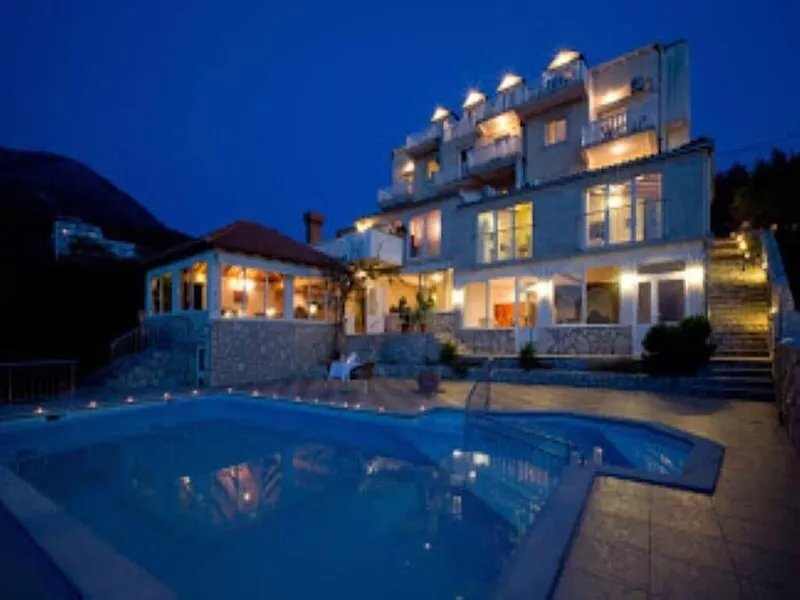 New double bedroom sea view apartment for family with pool - 700m from the beach