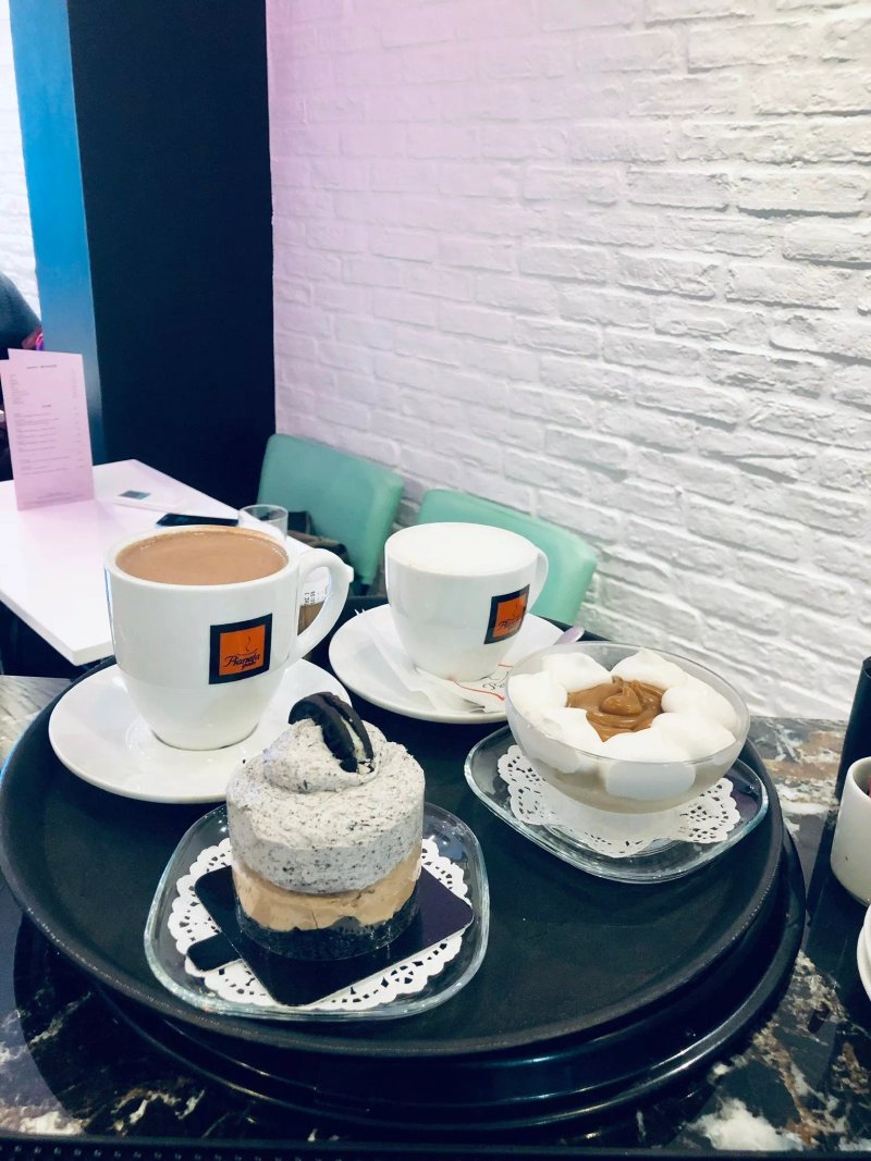 Pastel Bar