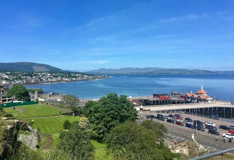Freeland Cottage, lovely cottage, coastal Dunoon, quiet location,