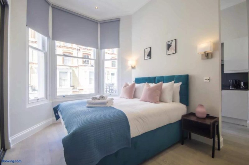 Luxury High Street Kensington Apartments