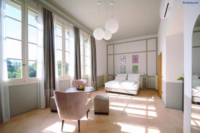 Palazzo Froussard B&B And Living