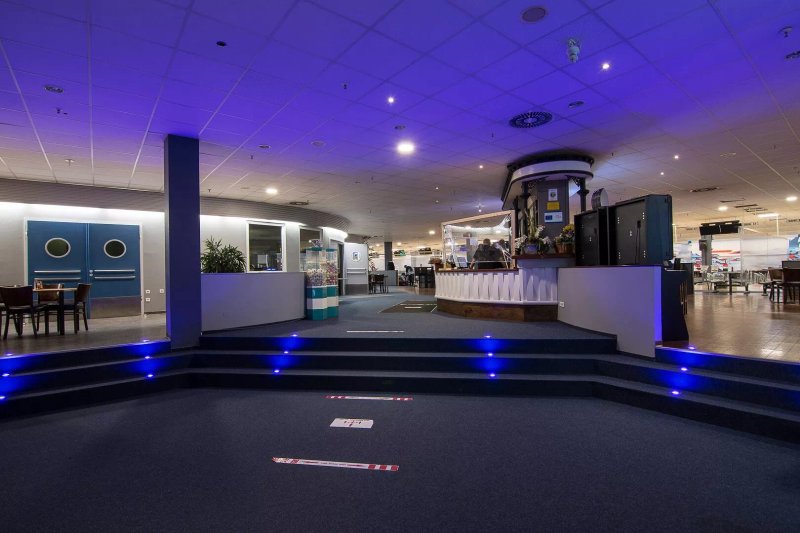 Jute Sports Bowling