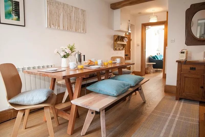 Teal House - Character House in Old Lyme Regis