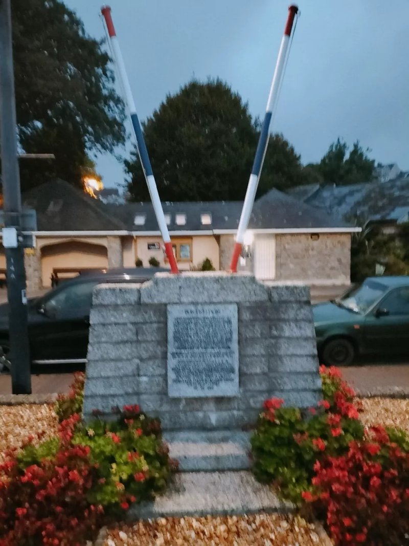 The World War Ii Dartmouth Monument