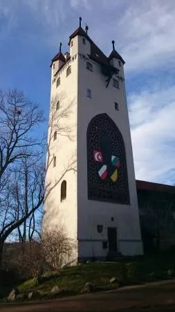 Funfknopfturm