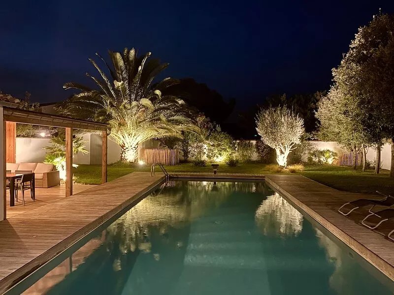 La Flotte - Architect 4 * house with private heated pool for 8 people.