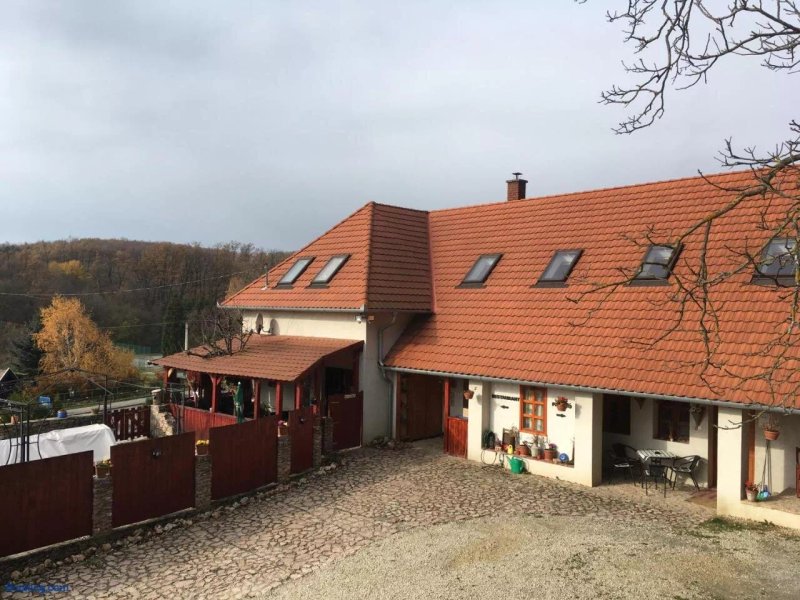 Bakonyi Apartmanhaz