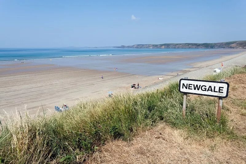 Pet Friendly Traditional Pembrokeshire Farmhouse, close to Solva and coast.
