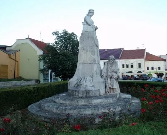 Countess Frantiska Andrasi Monument