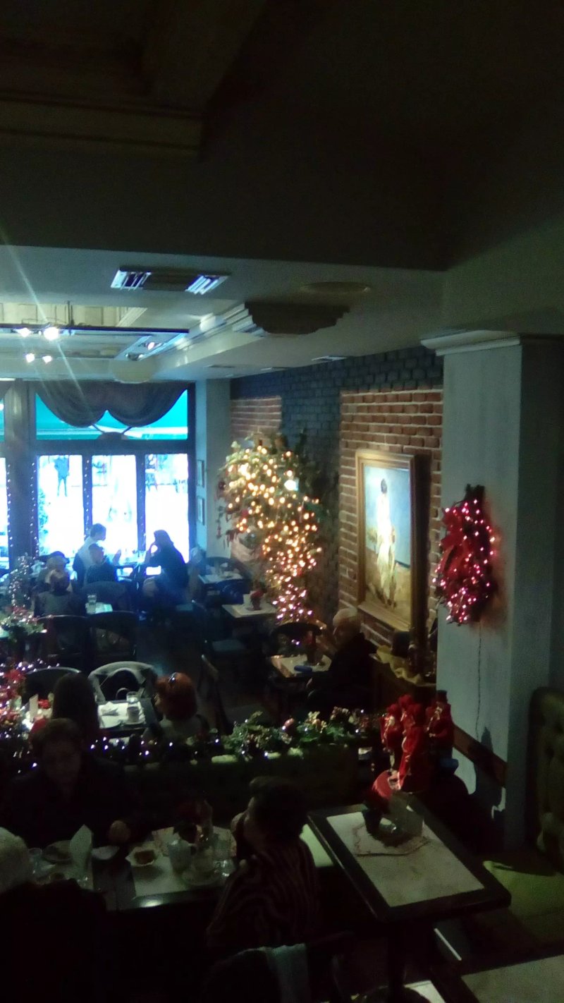 Ritz Kafe-Tsageri