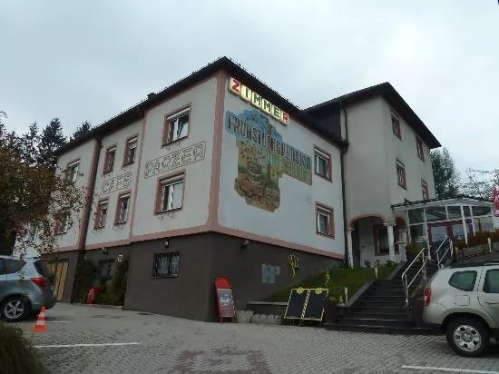 Cafe & Pension Familie Parzer