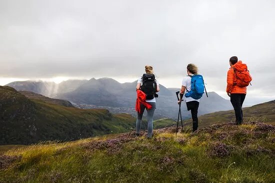 Mckenzie Mountaineering - Guided Walking Adventures