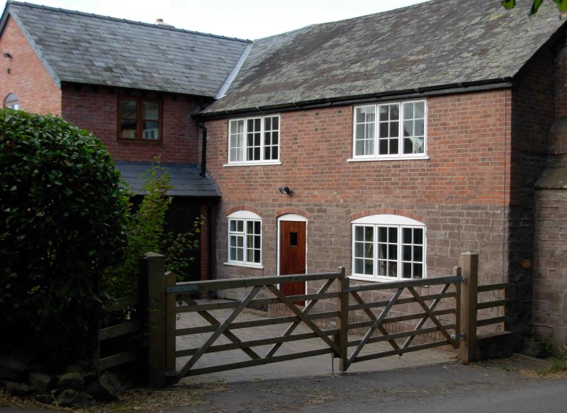 Millhill House