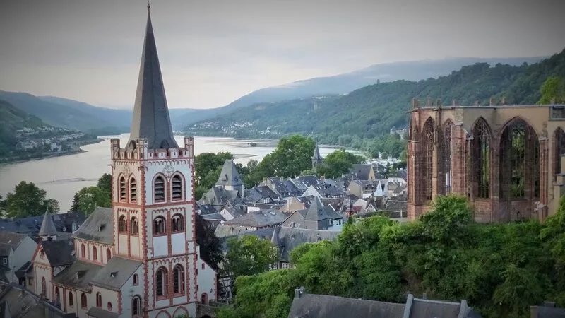 Central yet quiet location in the historic center of Bacharach.