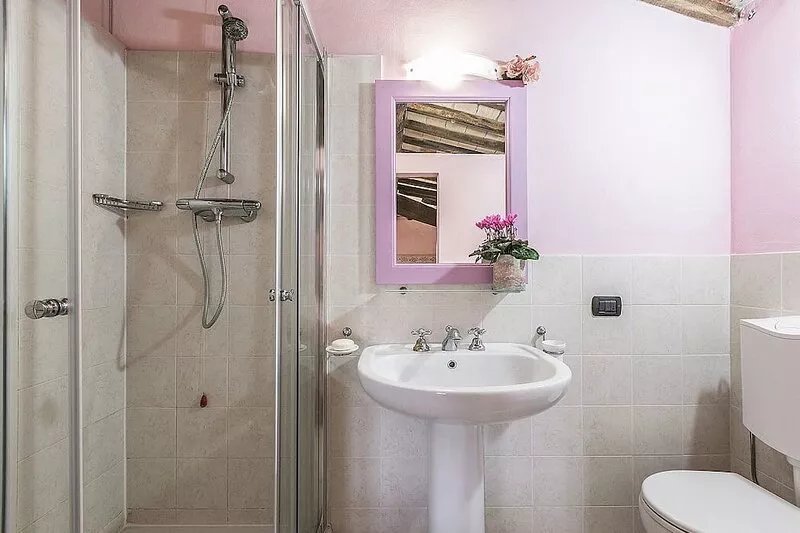 Villa Etra: An elegant and welcoming two-story villa in the characteristic