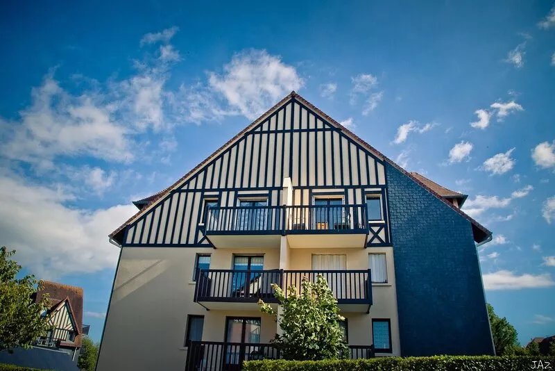 Duplex*** charm and decor, comfortable, equipped, sea 300m, ideal for 4 people