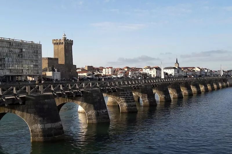 YOUR HOLIDAY AT  SABLES D'OLONNE THE MOST BEAUTIFUL BEACH ON THE COTE DE LUMIERE