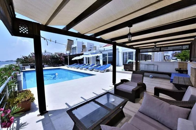 Villa Moonlight On Beautiful Beach w/ Private Swimming Pool & Magnificent Views