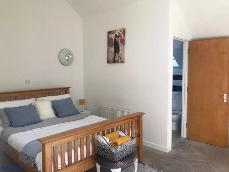 Hendon Central, Private Room Ensuite