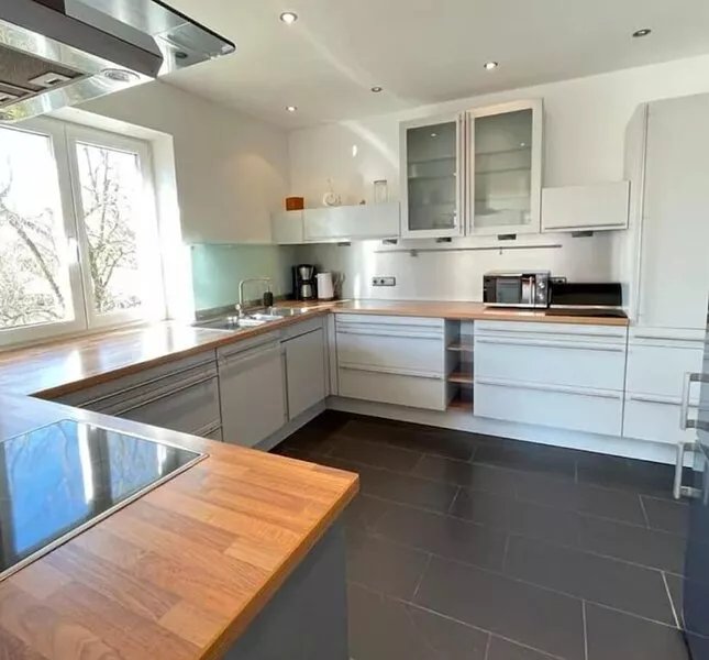 TINOsHOME 3 large apartment on 2 levels with terrace and balcony