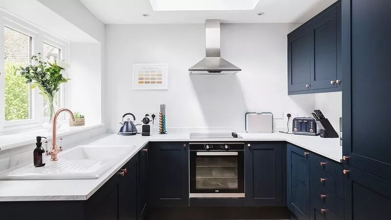 Field View - sleeps 5 guests  in 3 bedrooms