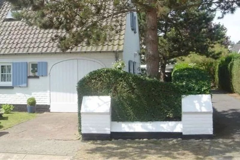 Picturesque cozy villa for 4 - 6 people. Very quiet and authentic.