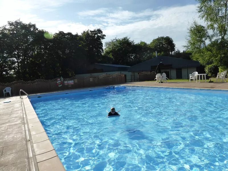 Holiday Chalet With Lovely Views towards the Lake In 100 Acres of parkland
