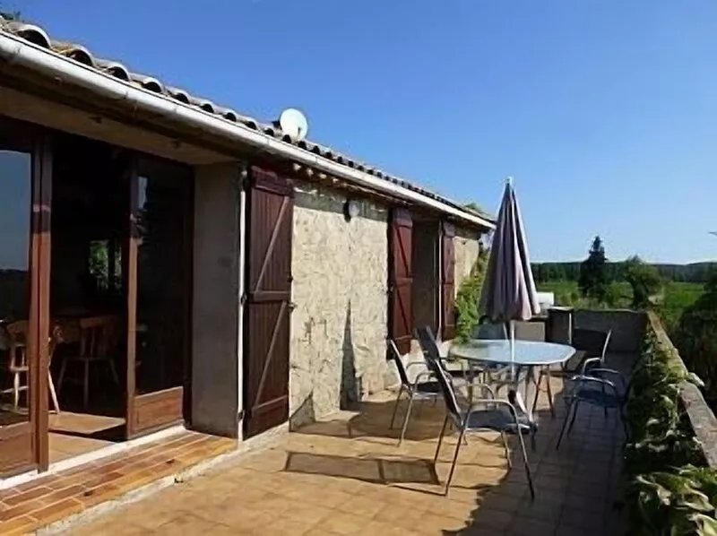 Gite With Private Pool And Vineyard Views on Canal du Midi