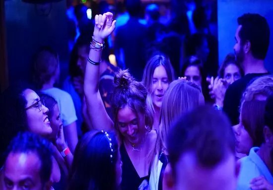 Riviera Bar Crawl & Tours