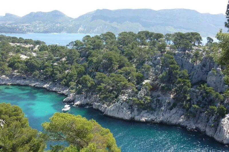 ☼ MAGIC! A Villa With Swimming Pool, Close to the Calanques ♥ Just for You