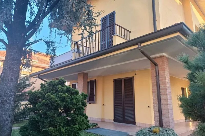 Cozy B&B close to Milan's subway