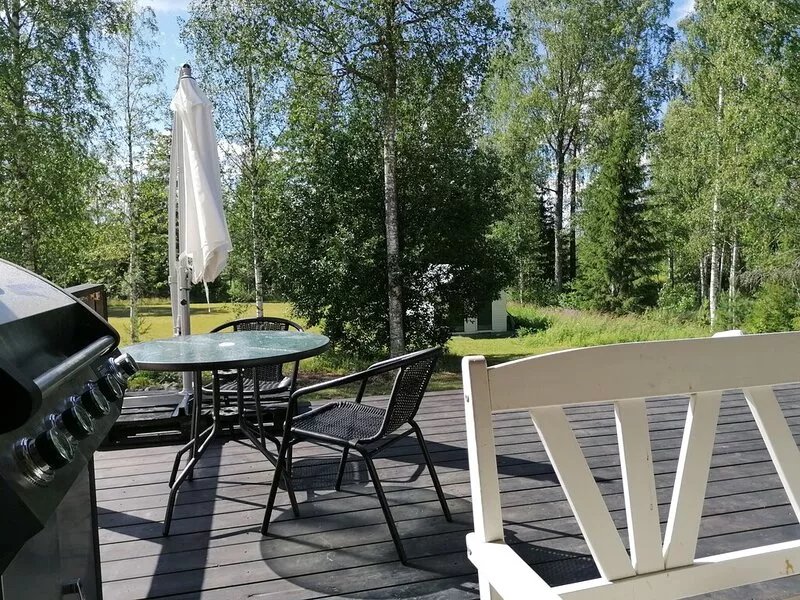 Summer Hill is a apartment in a former school with a big yard a lake nearby.