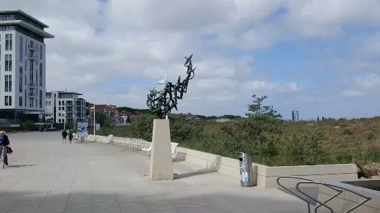 Skulptur "Mowenflug"