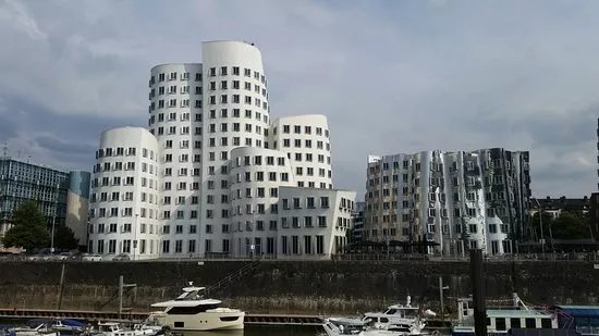 Neuer Zollhof