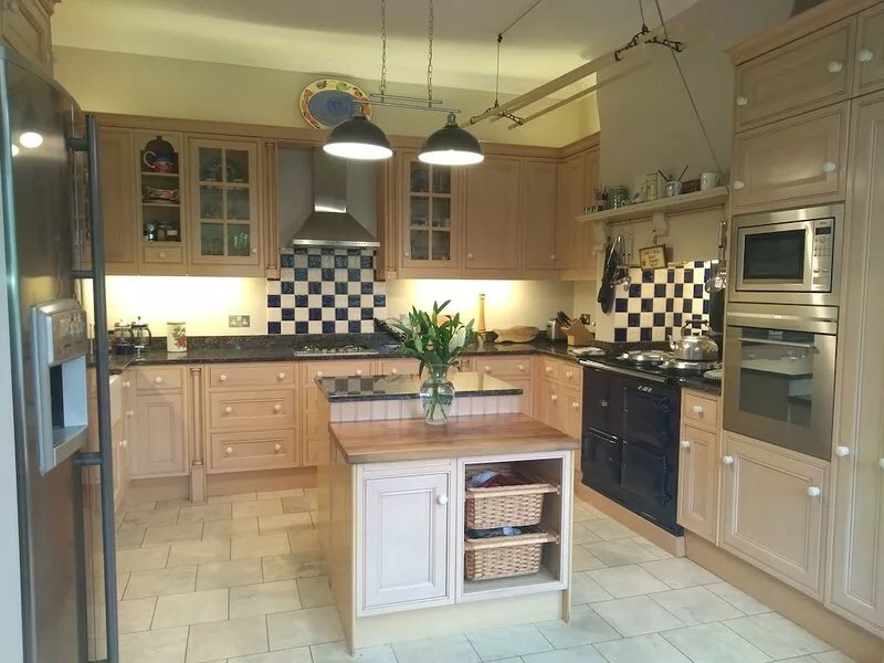 Victorian Villa character 6 bedroom detached home