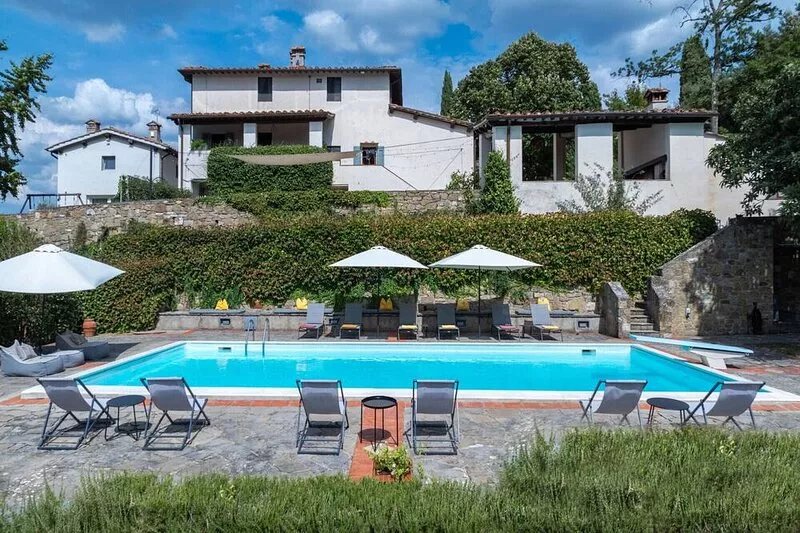 Apartments Florence - Villa Fonte Morgana with pool