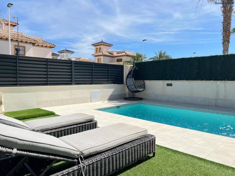 Villa Deluxe La Marina Beach