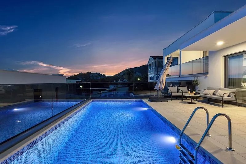 Villa Mendula-Luxurious New Villa with Pool and Sea View