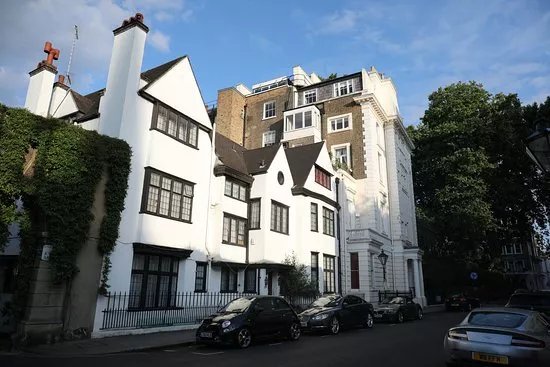 Kynance Mews
