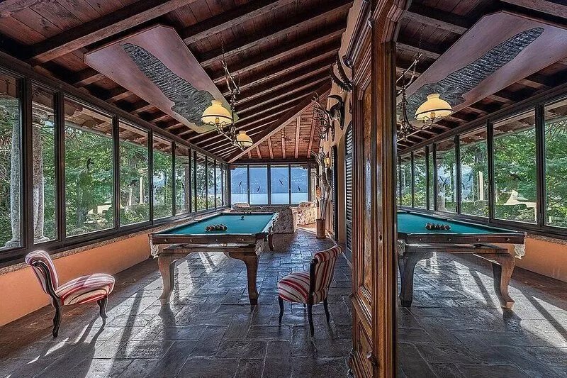 Villa Fulgida: An elegant and welcoming three-story historical villa built in