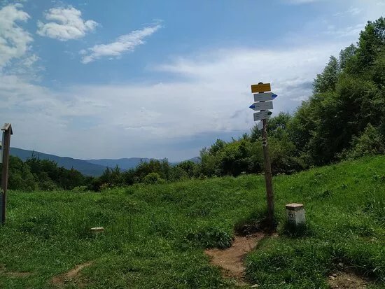 Przelecz nad Roztokami Gornymi