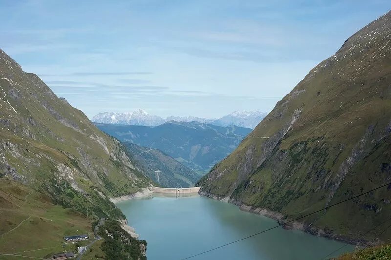 Apartment in a beautiful location with a fantastic view over Kaprun