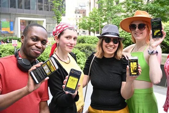 clueQuest: Glitch Hunters - The OUTDOOR Escape Game
