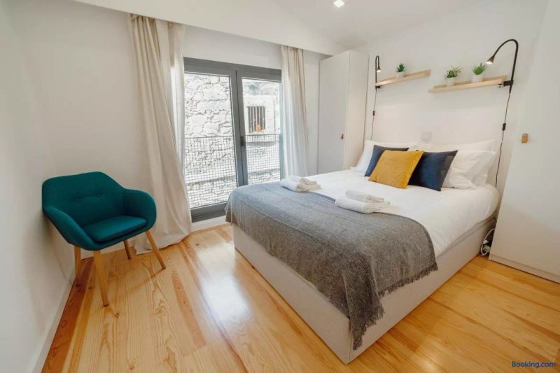 Courtyard Oporto Design Apartments