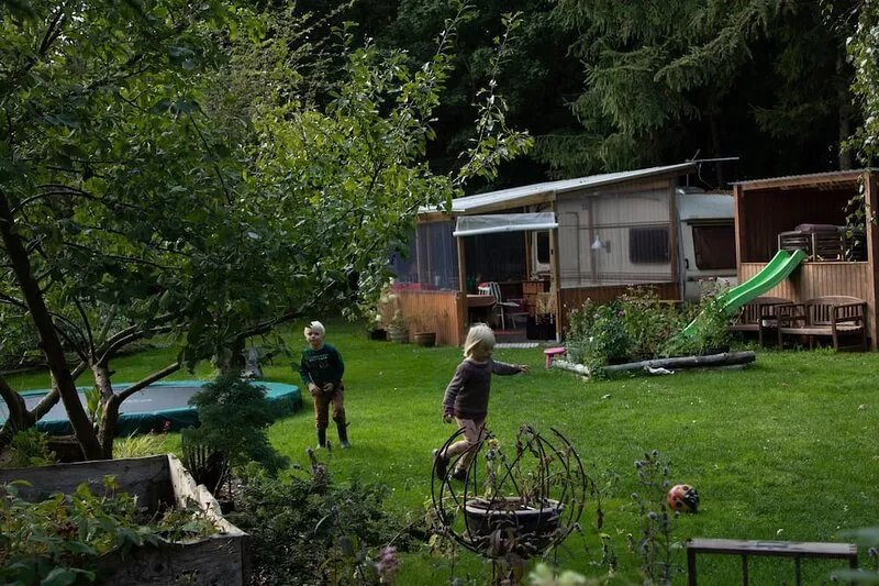 Year-round home for vacation and leisure in a large garden and park area.