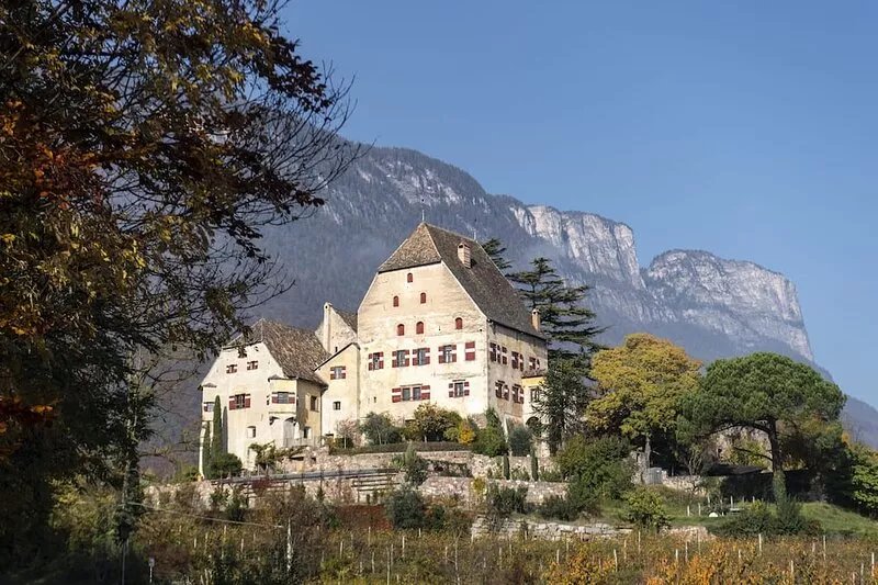 Villa Aich 5 ***** Appiano-your holiday home with private pool -near Kalterer