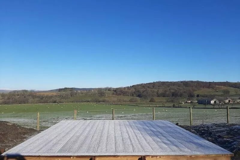 Railway carriage - perfect for families,friends or couples in a perfect location