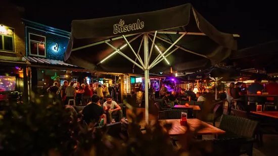 Beer & Sports Bar De Bascule