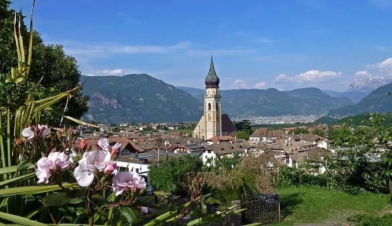 Apartment in the center of St. Pauls - Appiano - near Caldaro and Bolzano